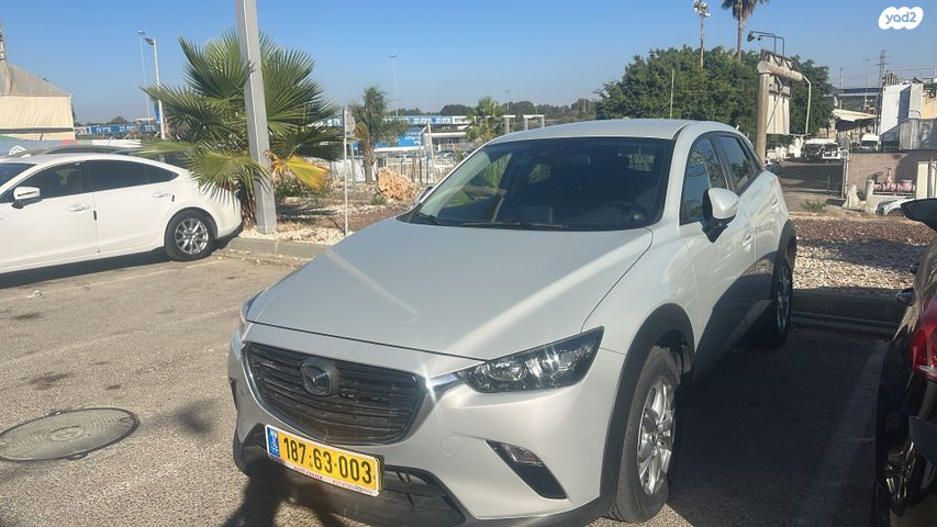 מודעת רכב מאזדה CX-3