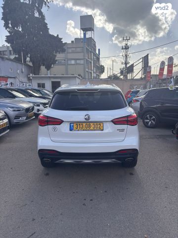 אם ג'י EHS PHEV