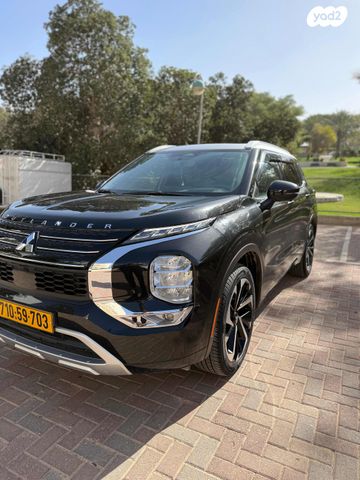 מיצובישי אאוטלנדר