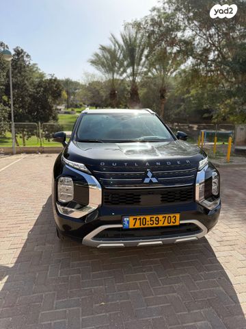 מיצובישי אאוטלנדר