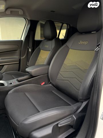 ג'יפ אוונגר