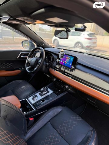 מיצובישי אאוטלנדר