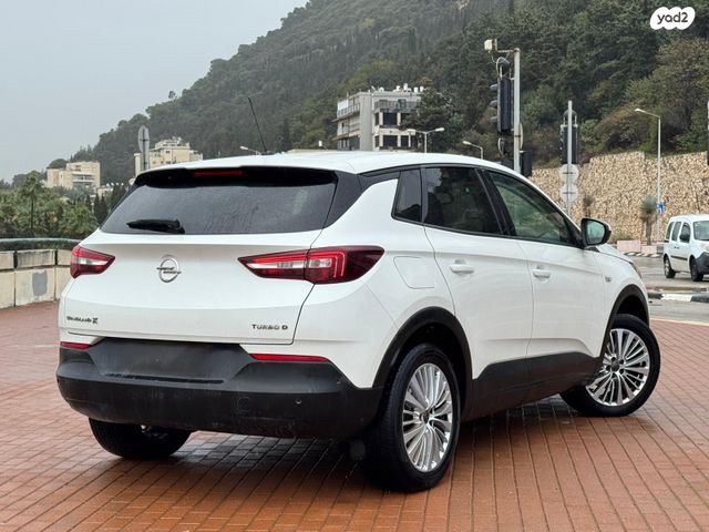 אופל גרנדלנד