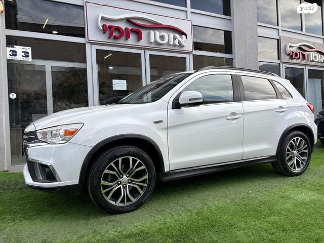 מודעת רכב מיצובישי ASX