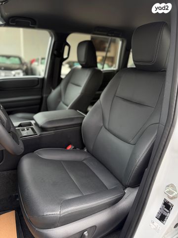 טויוטה לנד קרוזר