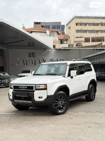 טויוטה לנד קרוזר