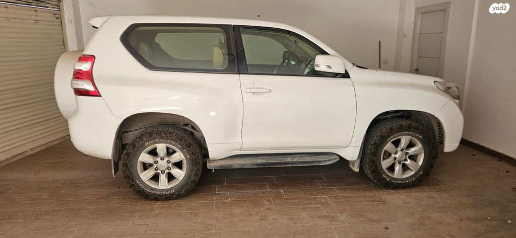 טויוטה לנד קרוזר