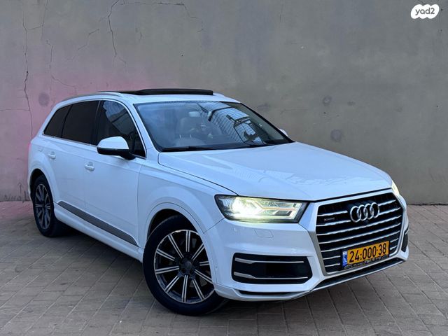 אאודי Q7