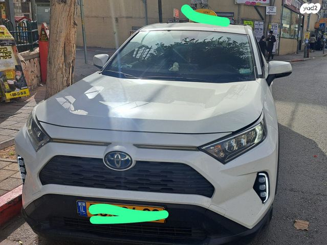 מודעת רכב טויוטה RAV4