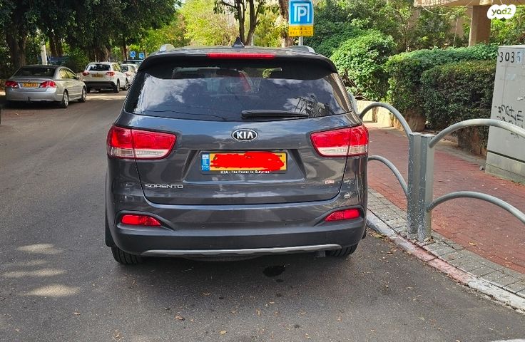 מודעת רכב קיה סורנטו