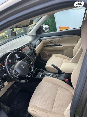 מיצובישי אאוטלנדר