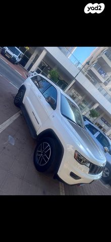 ג'יפ גרנד צ'ירוקי