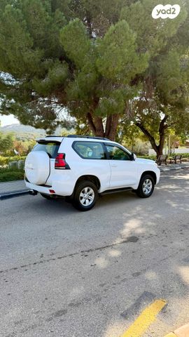 טויוטה לנד קרוזר