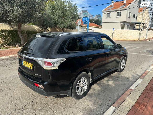 מיצובישי אאוטלנדר