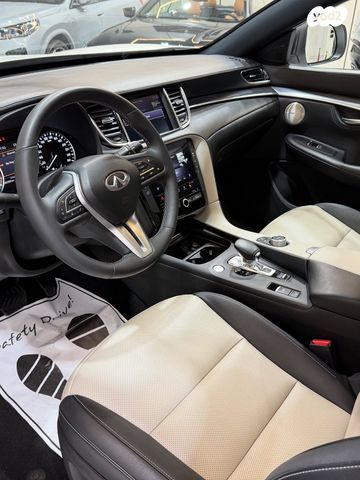 אינפיניטי QX55