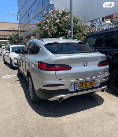 ב מ וו X4