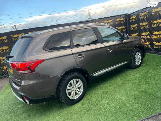 מיצובישי אאוטלנדר