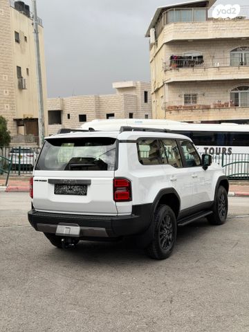 טויוטה לנד קרוזר