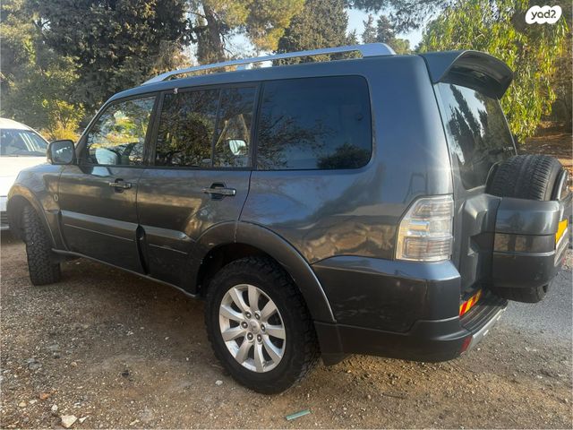 מיצובישי פג'רו