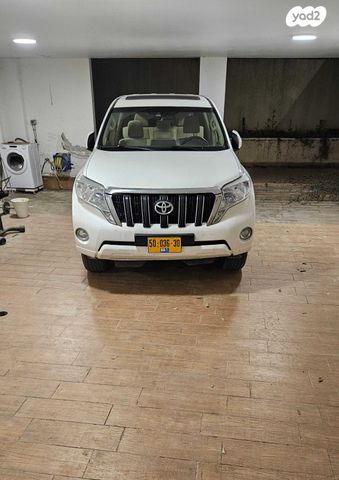 מודעת רכב טויוטה לנד קרוזר