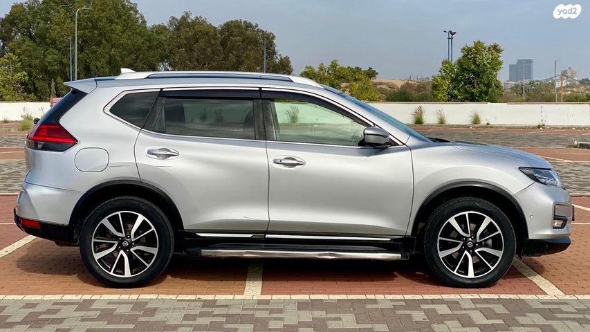 ניסאן אקס טרייל