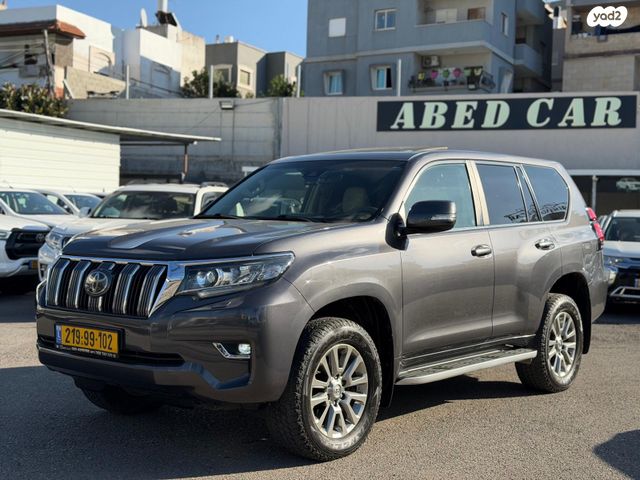 מודעת רכב טויוטה לנד קרוזר