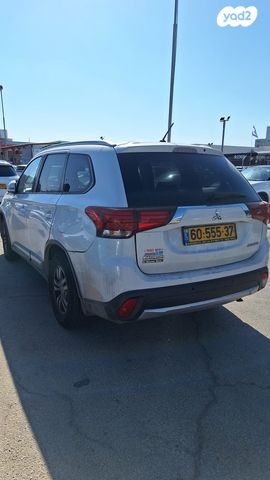 מיצובישי אאוטלנדר