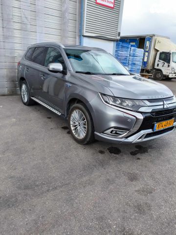 מודעת רכב מיצובישי אאוטלנדר