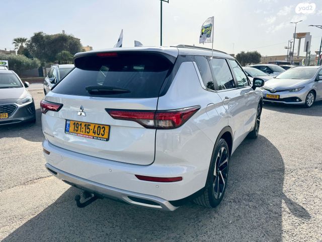 מיצובישי אאוטלנדר