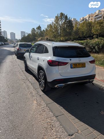 מרצדס-בנץ GLA