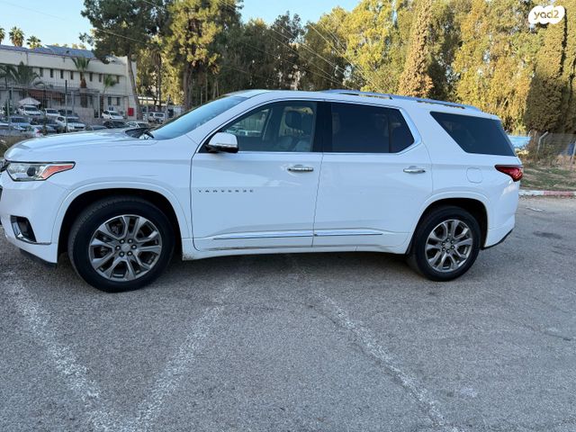 שברולט טראוורס