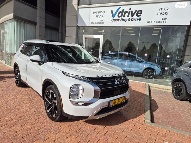 מיצובישי אאוטלנדר