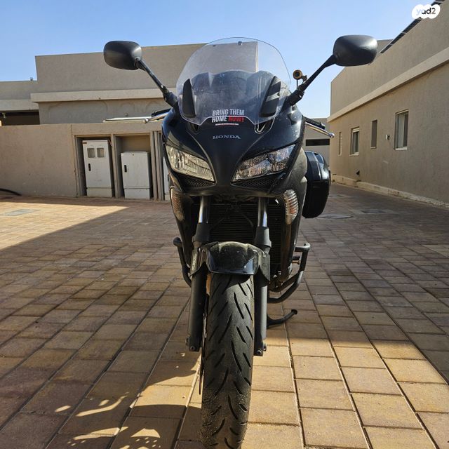 הונדה CBF1000