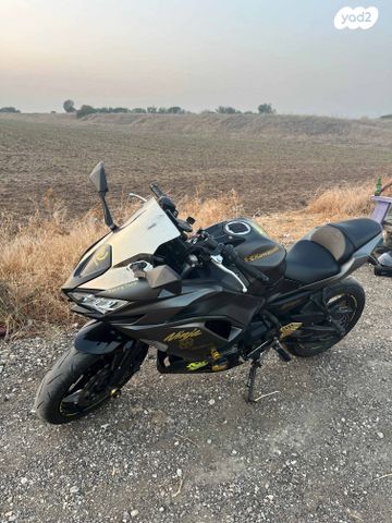 קאוואסאקי נינג'ה 650