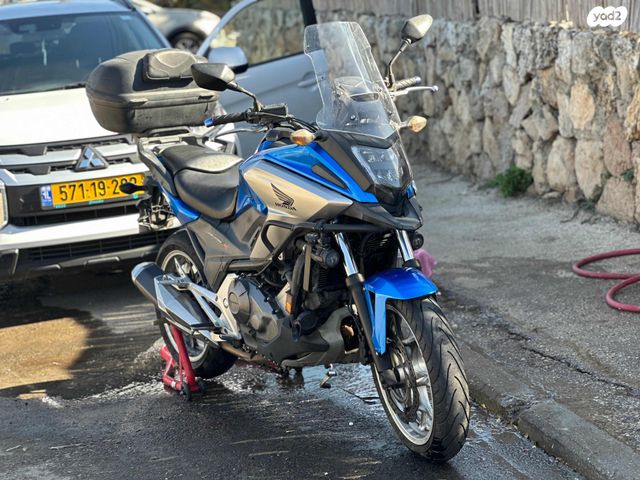 הונדה NC750X