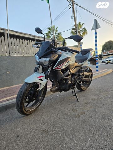 קאוואסאקי Z400