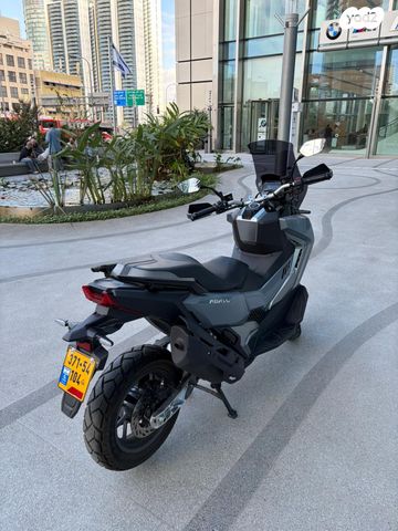 סאן יאנג ADX400