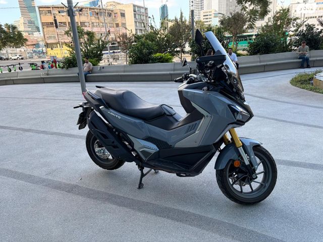 סאן יאנג ADX400