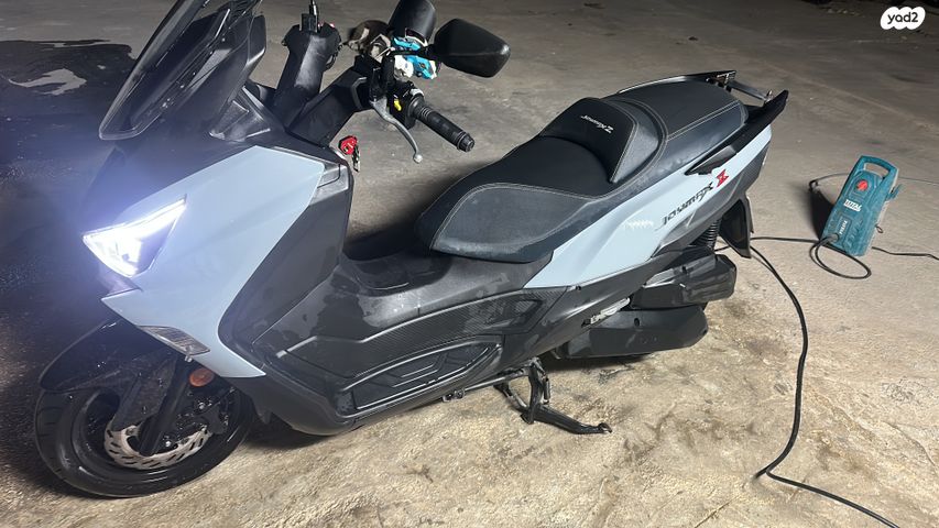 סאן יאנג ג'וי-מקס Z-300