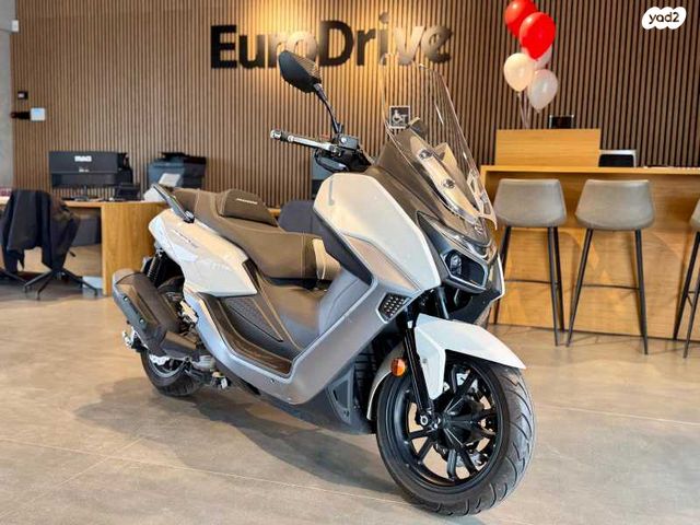 מודעת רכב סאן יאנג מקסים 400