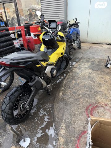 הונדה X-ADV750