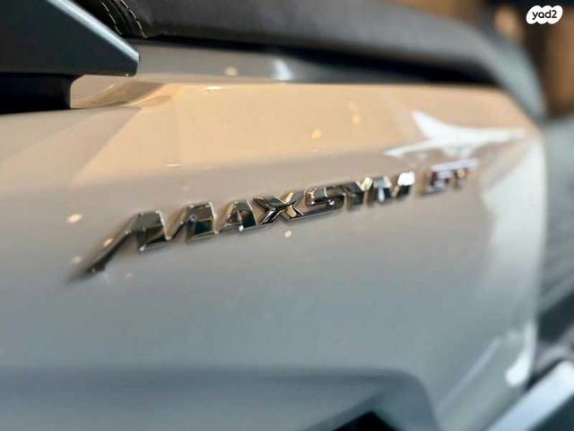 סאן יאנג מקסים 400