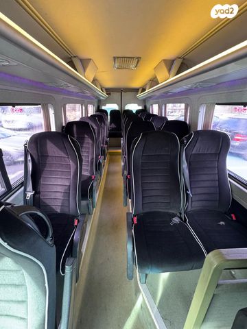 מיניבוסים ורכבי הסעות