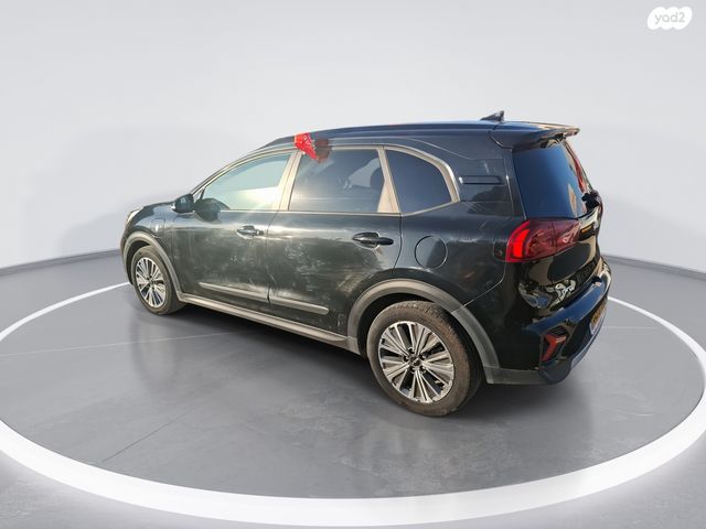 קיה נירו פלוס