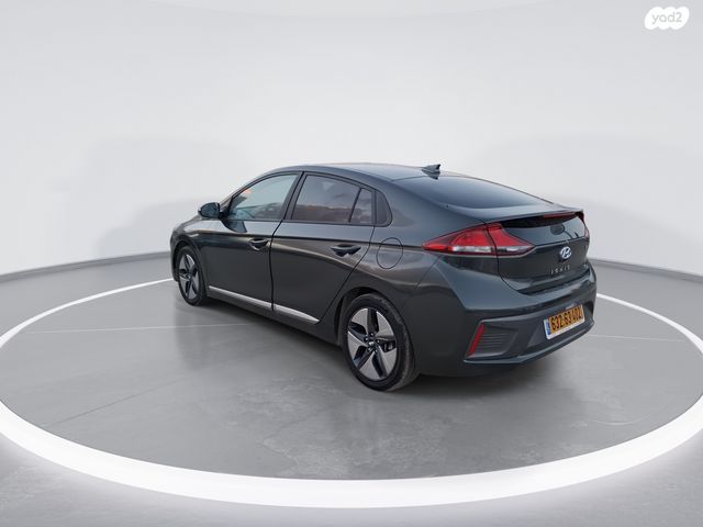 יונדאי איוניק