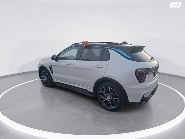 לינק אנד קו 01