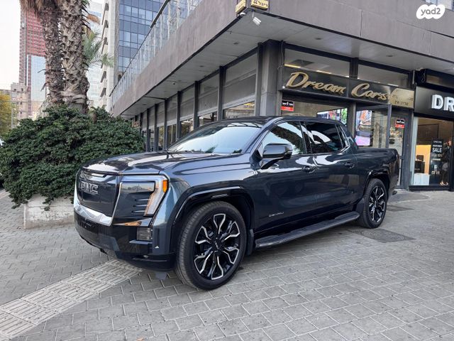 ג'י.אם.סי סיירה EV