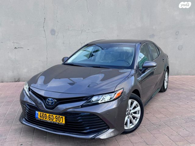 טויוטה קאמרי