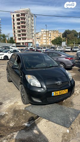 מודעת רכב טויוטה יאריס 1