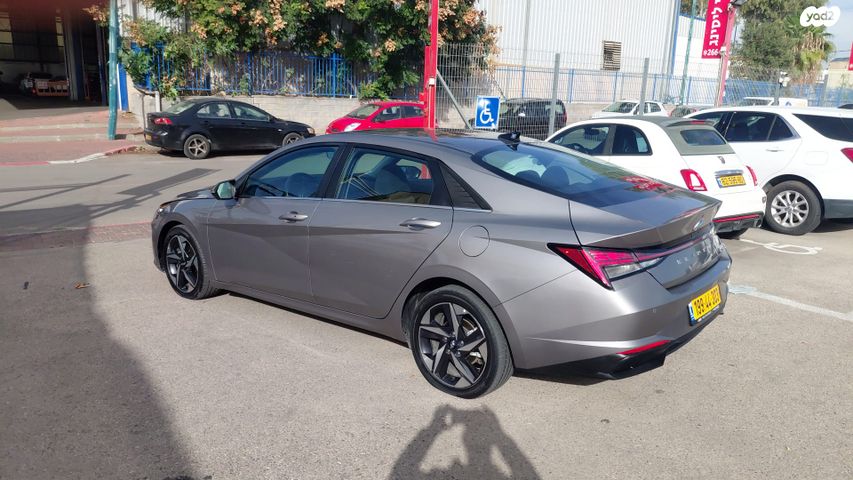 יונדאי אלנטרה